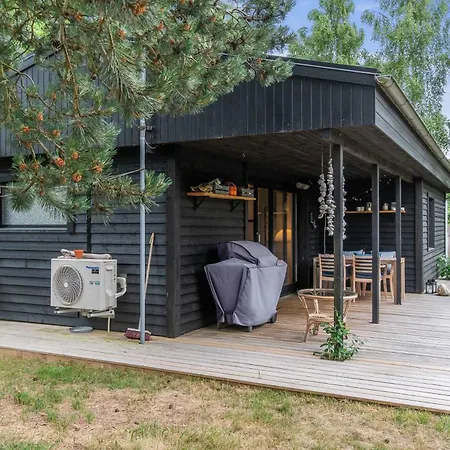 Black Wodden Near Beautiful Holiday home *